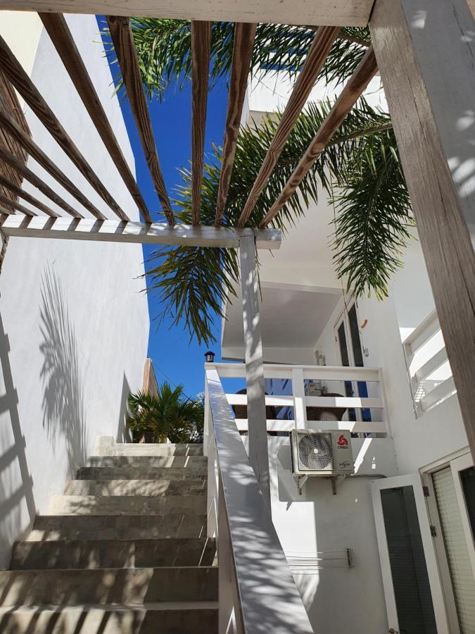 B1 Apartment With Balcony At Jan Thiel Curacao Buitenkant foto